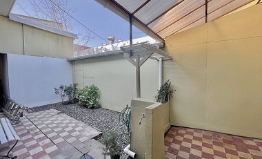 Casa en Arriendo en AMPLIA CASA A PASOS DE METRO ÑUBLE 4D+1B+2B