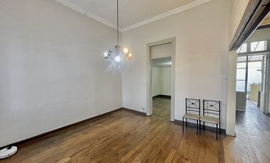 Casa en Arriendo en AMPLIA CASA A PASOS DE METRO ÑUBLE 4D+1B+2B