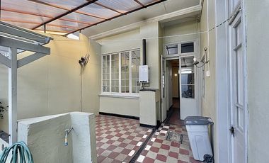 Casa en Arriendo en AMPLIA CASA A PASOS DE METRO ÑUBLE 4D+1B+2B