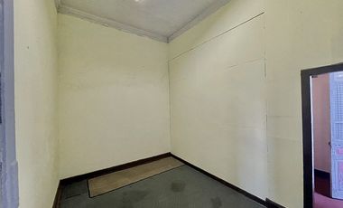 Casa en Arriendo en AMPLIA CASA A PASOS DE METRO ÑUBLE 4D+1B+2B