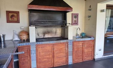 Casa en Venta en CLUB DE GOLF LOS LIRIOS