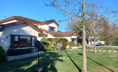 Casa en Venta en CLUB DE GOLF LOS LIRIOS