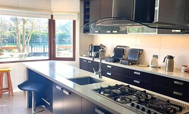 Casa en Venta en CLUB DE GOLF LOS LIRIOS