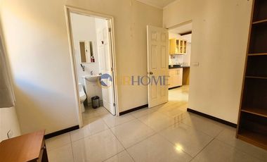 Casa en Venta en OPORTUNIDAD TERRENO CON CASA CURACAVI Condominio Bosques de Miraflores