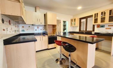 Casa en Venta en OPORTUNIDAD TERRENO CON CASA CURACAVI Condominio Bosques de Miraflores