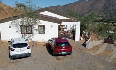 Casa en Venta en OPORTUNIDAD TERRENO CON CASA CURACAVI Condominio Bosques de Miraflores