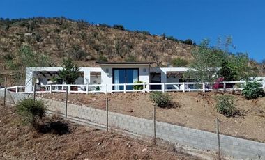 Casa en Venta en OPORTUNIDAD TERRENO CON CASA CURACAVI Condominio Bosques de Miraflores