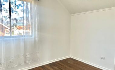 Casa en Arriendo en Avenida Santa Cruz 291. La Cruz