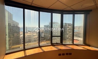 Oficina en Venta en Barrio Puerto
