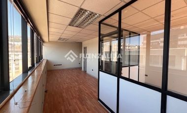 Oficina en Venta en Barrio Puerto
