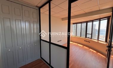 Oficina en Venta en Barrio Puerto