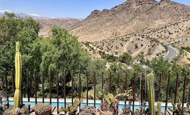 Casa en Venta en Cerro Santa Isabel / Aledaño Las Brisas de Chicureo Acceso Sur Oriente