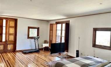 Casa en Venta en Cerro Santa Isabel / Aledaño Las Brisas de Chicureo Acceso Sur Oriente