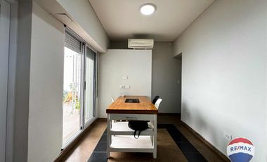 CASA EN VENTA 6 AMBIENTES BARRACAS CON COCHERA