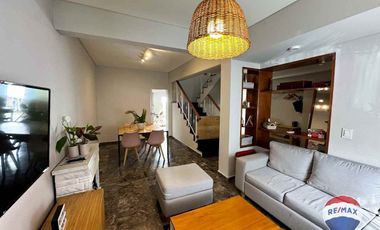 CASA EN VENTA 6 AMBIENTES BARRACAS CON COCHERA