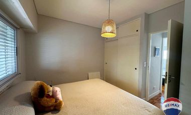 CASA EN VENTA 6 AMBIENTES BARRACAS CON COCHERA