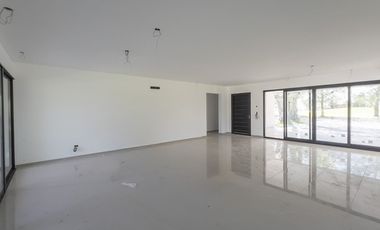 Venta casa a estrenar de 3 dormis en la Rinconada
