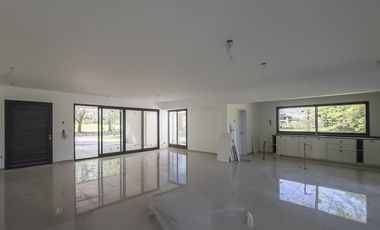 Venta casa a estrenar de 3 dormis en la Rinconada