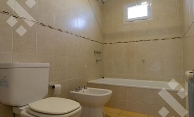 Alquiler duplex 2 dormitorios B° Perticone Centenario