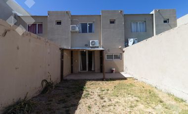 Alquiler duplex 2 dormitorios B° Perticone Centenario