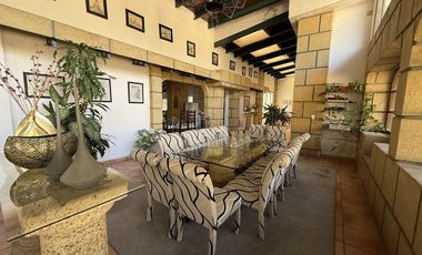 Quinta con excelentes espacios para vivir o gran potencial para desarrollarse