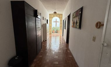 Quinta con excelentes espacios para vivir o gran potencial para desarrollarse