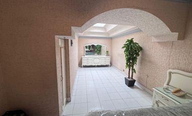 CASA EN VENTA VALLE DORADO TORREON COAH  EQUIPADA