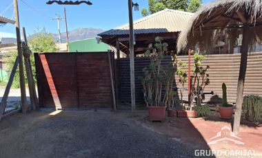 SE VENDE AMPLIA CASA CON PISCINA EN QUILLOTA