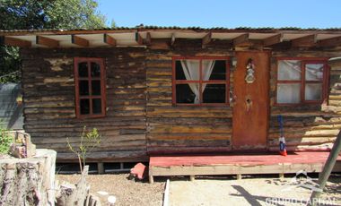 SE VENDE AMPLIA CASA CON PISCINA EN QUILLOTA