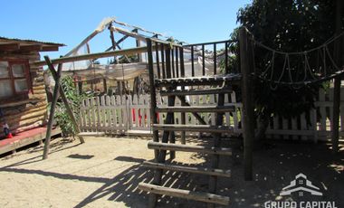 SE VENDE AMPLIA CASA CON PISCINA EN QUILLOTA