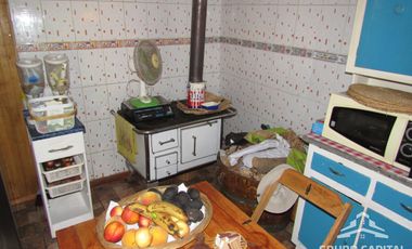 SE VENDE AMPLIA CASA CON PISCINA EN QUILLOTA