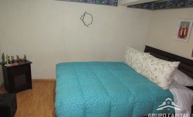 SE VENDE AMPLIA CASA CON PISCINA EN QUILLOTA