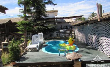 SE VENDE AMPLIA CASA CON PISCINA EN QUILLOTA