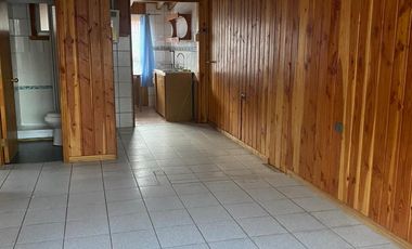 SE VENDE CASA GRANDE , INCLUYE 5 CABAÑAS EN PUERTO MONTT