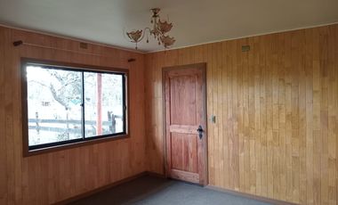 EN VENTA HERMOSA  CASA EN PARCELA DE AGRADO