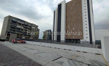 Departamento en Fraccionamiento Cañadas del Lago