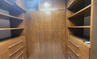 Casa en Venta en Punta Tiburon, con amplio jardin y alberca