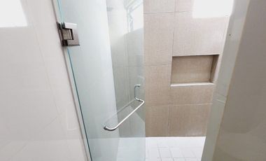 Casa en Venta en Punta Tiburon, con amplio jardin y alberca