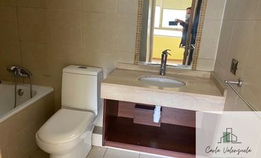 Departamento en arriendo c/ estacionamiento en Centro de Concepción