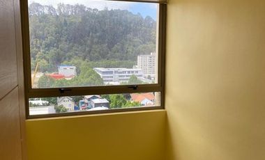 Departamento en arriendo c/ estacionamiento en Centro de Concepción