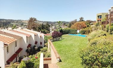 Casa en arriendo c/ estacionamiento en Reñaca