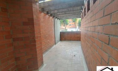 Apartamento en Arriendo Ubicado en Medellín Codigo 1980