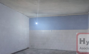 Propiedad Comercial con Uso Versátil