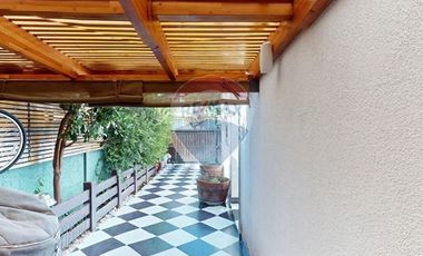 Bella casa en La Florida (4+1 d / 3 b)