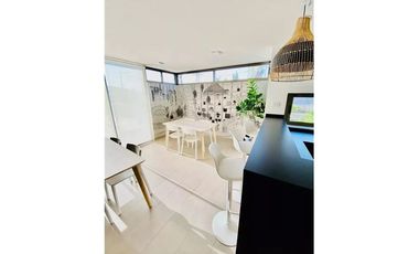 2D 1B Piso 22 c/Estac. Metro Valdovinos