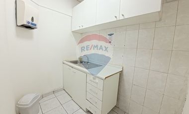 Amplia Oficina de 110m2 en Santiago