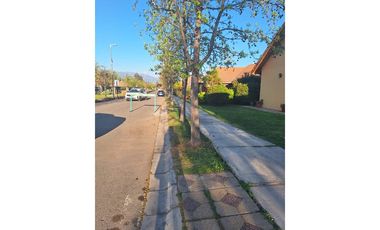 Venta de Casa en Cond Las Rosas de Linderos