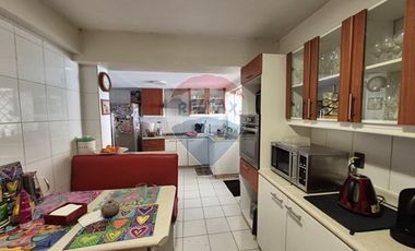 Casa a Pasos de Providencia, 3D/2B