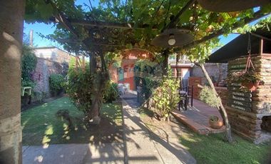 Amplia y gran patio, Casa en San Miguel.