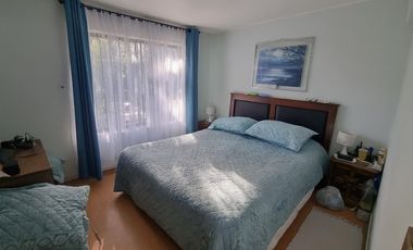 Amplia Casa de 3 pisos en La Florida!